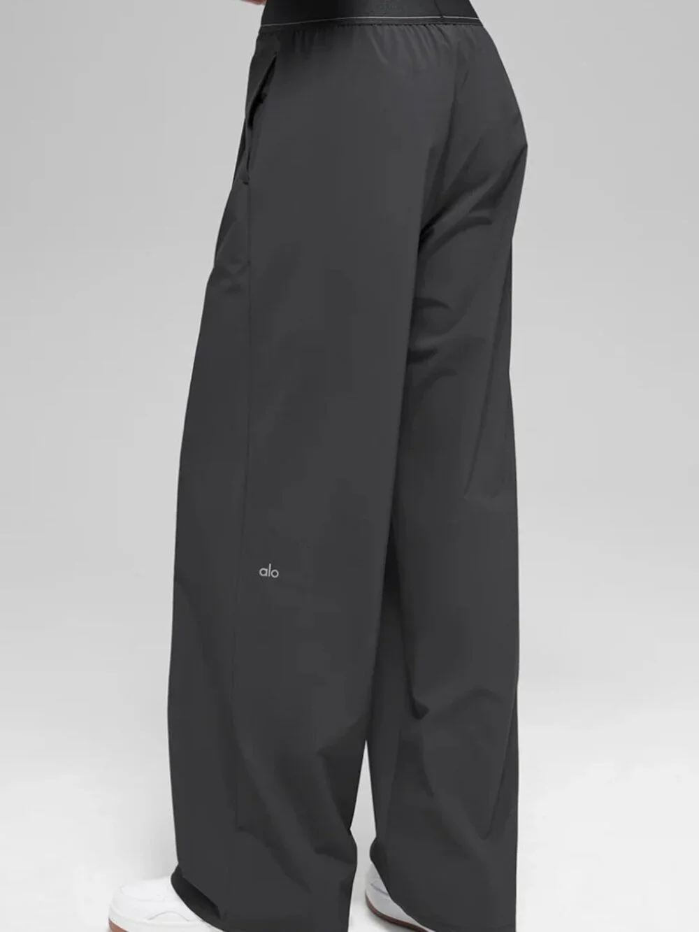 NWT 😜 Alo Yoga Suit Up Trouser Anthracite Grey Relaxed Fit Wide Leg Pants 30